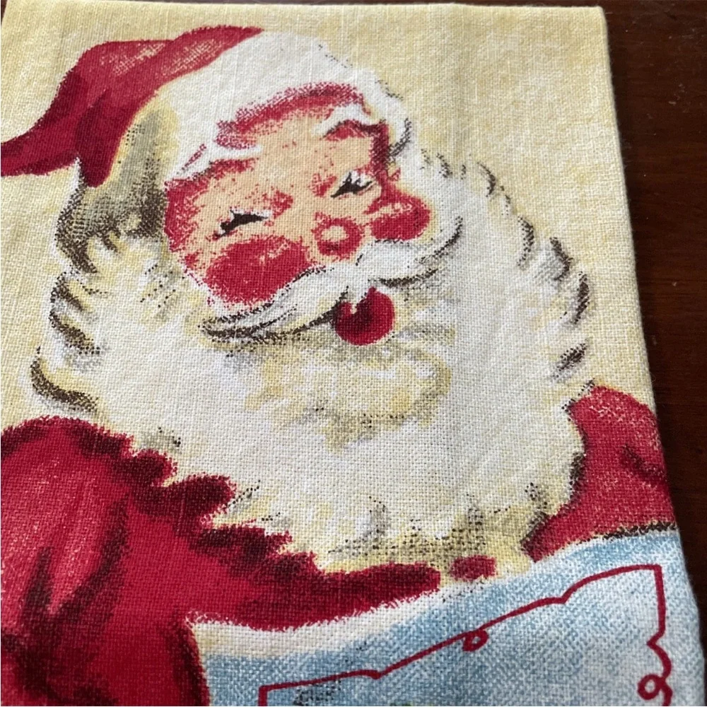 Beautiful Williams Sonoma Santas List Tea Towel Merry Christmas!